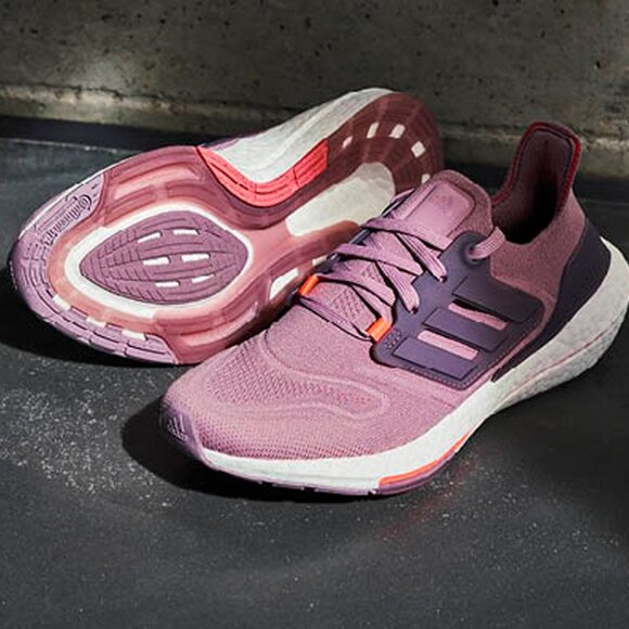 Adidas Ultraboost 22 
